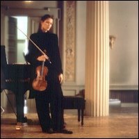 http://www.vanessamae.com/vmh/violinist/victoria-mullova.jpg